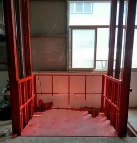 二層站升降貨梯驗收完畢